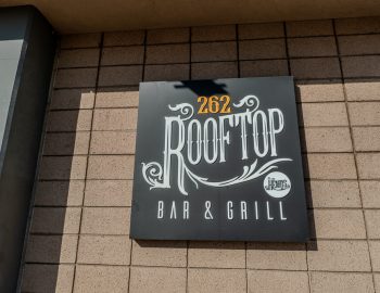 262_rooftop_bar_and_grille