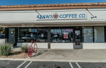 4_paws_coffee-co