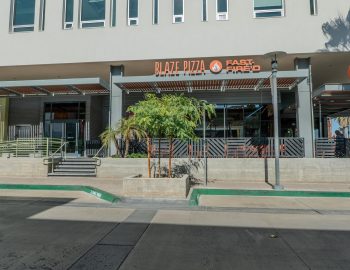 blaze_pizza_2