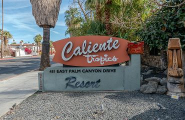 caliente_tropics