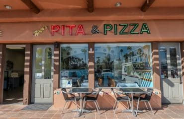 ninas_pita_and_pizza