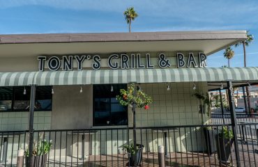 tonys_grill_and_bar