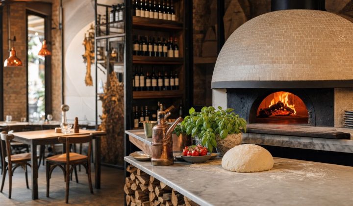 Piero's PizzaVino in Palm Desert, California